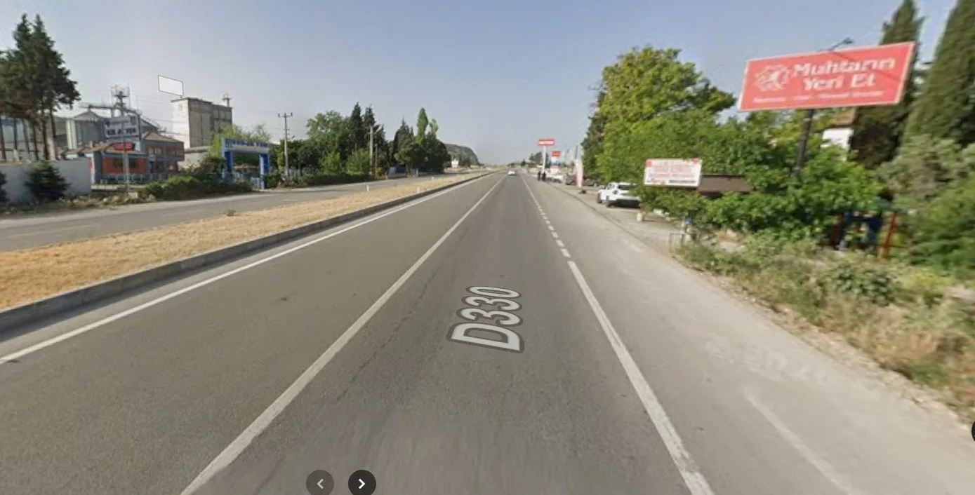 ARSLANBEY EMLAKTAN BURDUR MERKEZ ÇENDİK KÖYÜNDE SATILIK TARLA