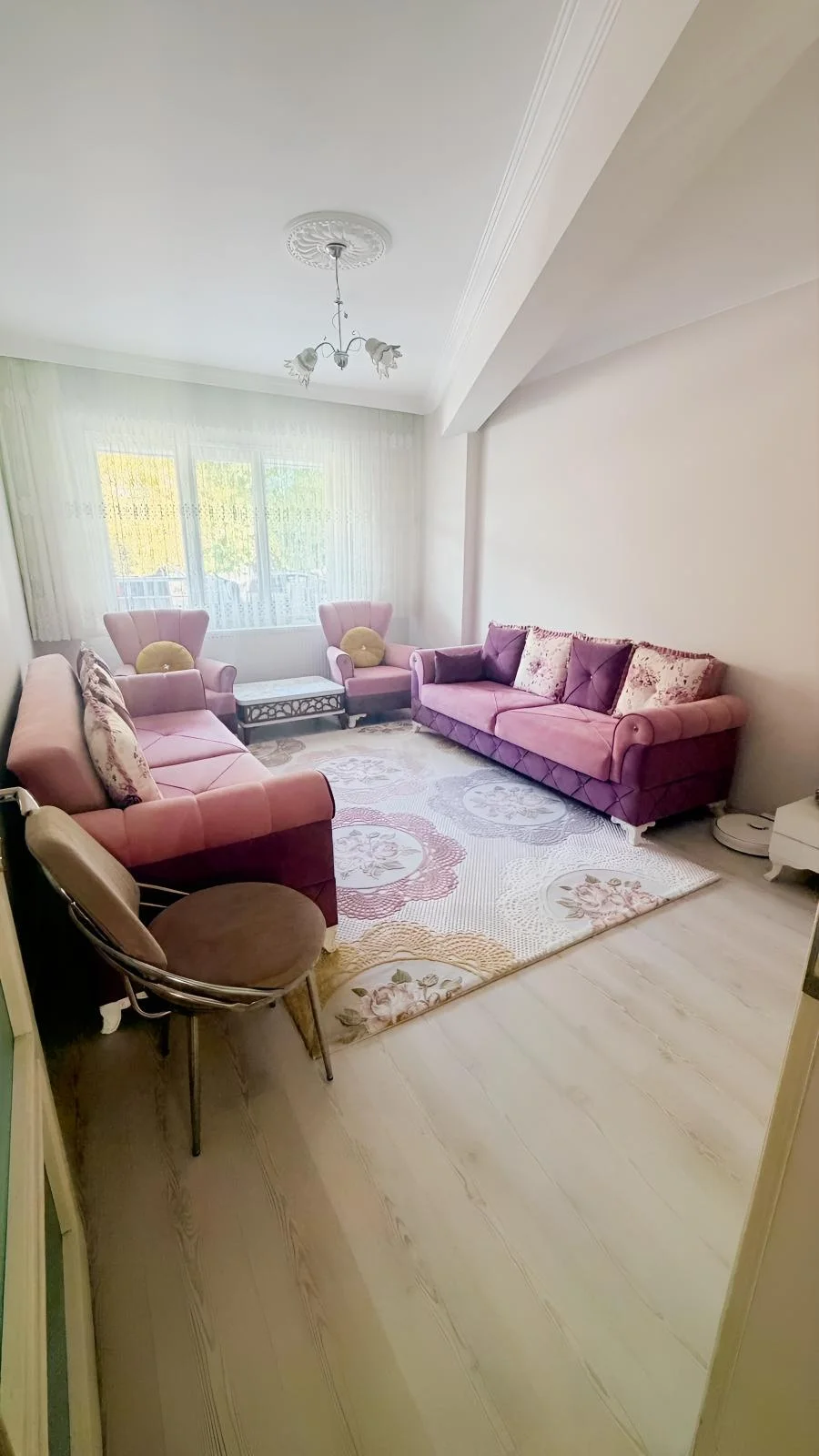 ARSLANBEY EMLAKTAN CEMİL MAHALLESİNDE SATILIK DAİRE